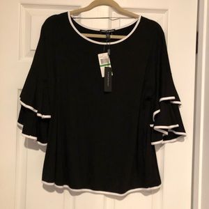 Cable & Gauge woman’s top